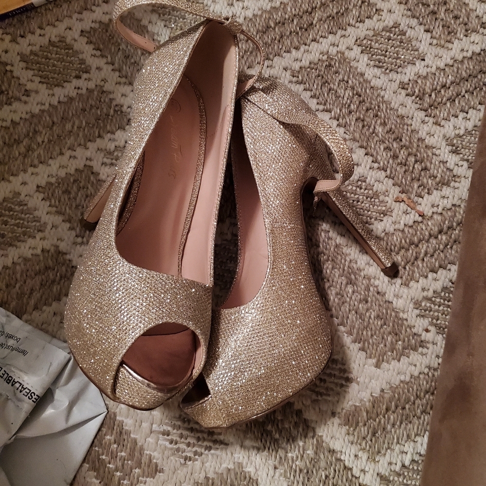 Gold 5" heels